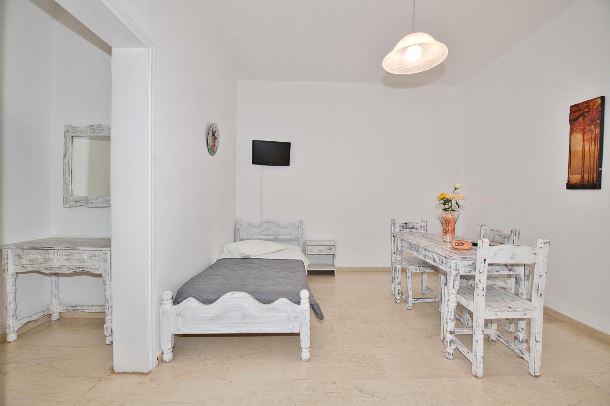 Ira Apartments Kamári エクステリア 写真