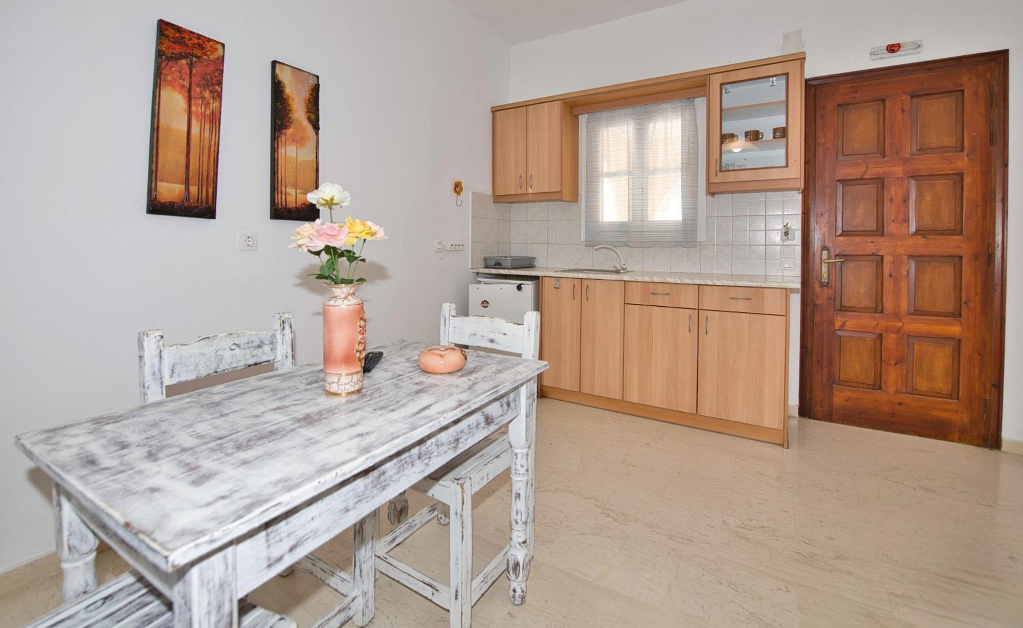 Ira Apartments Kamári エクステリア 写真