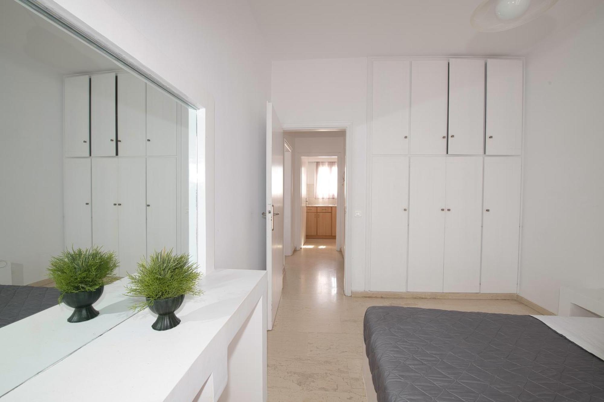 Ira Apartments Kamári エクステリア 写真