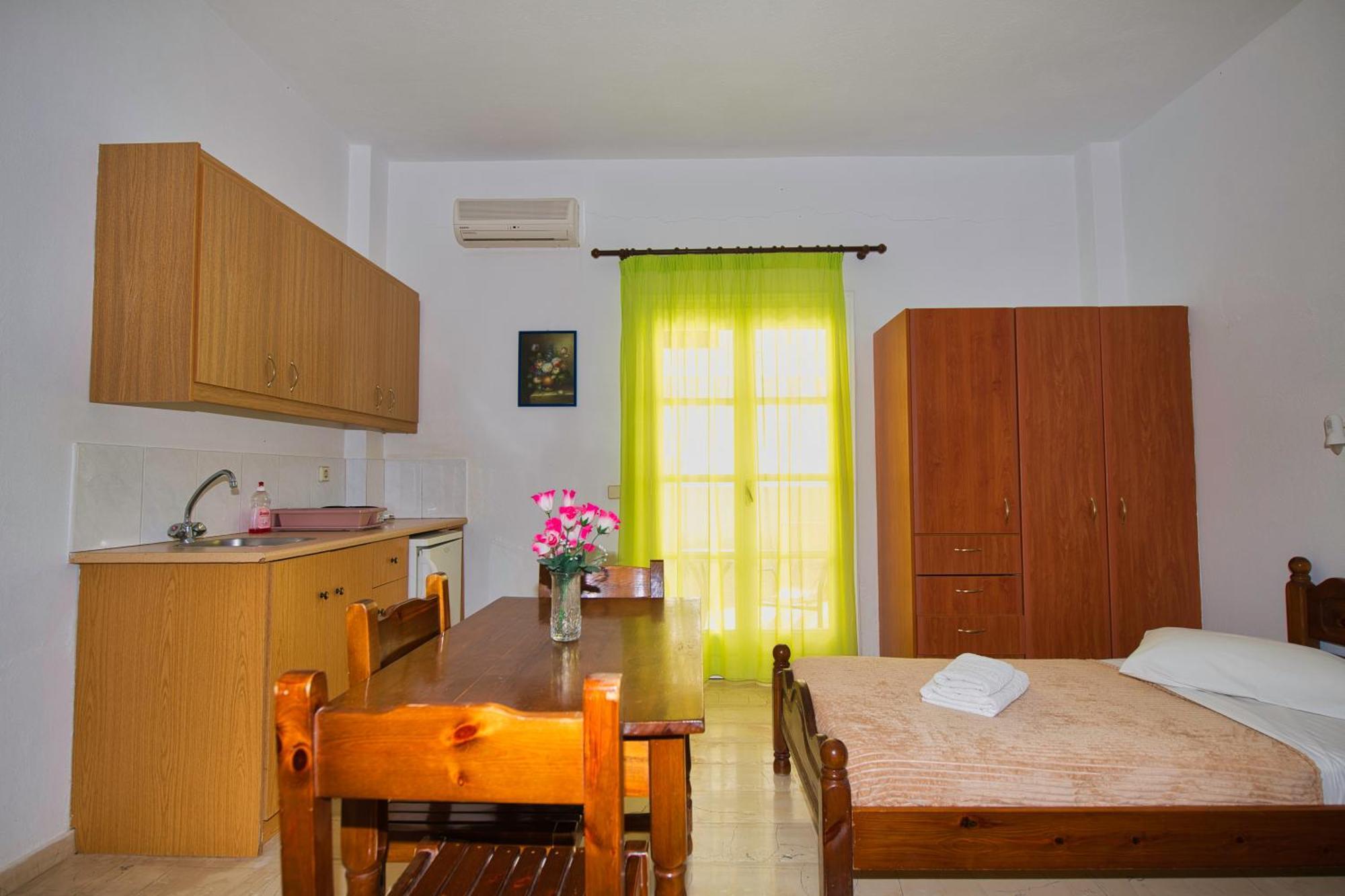 Ira Apartments Kamári エクステリア 写真