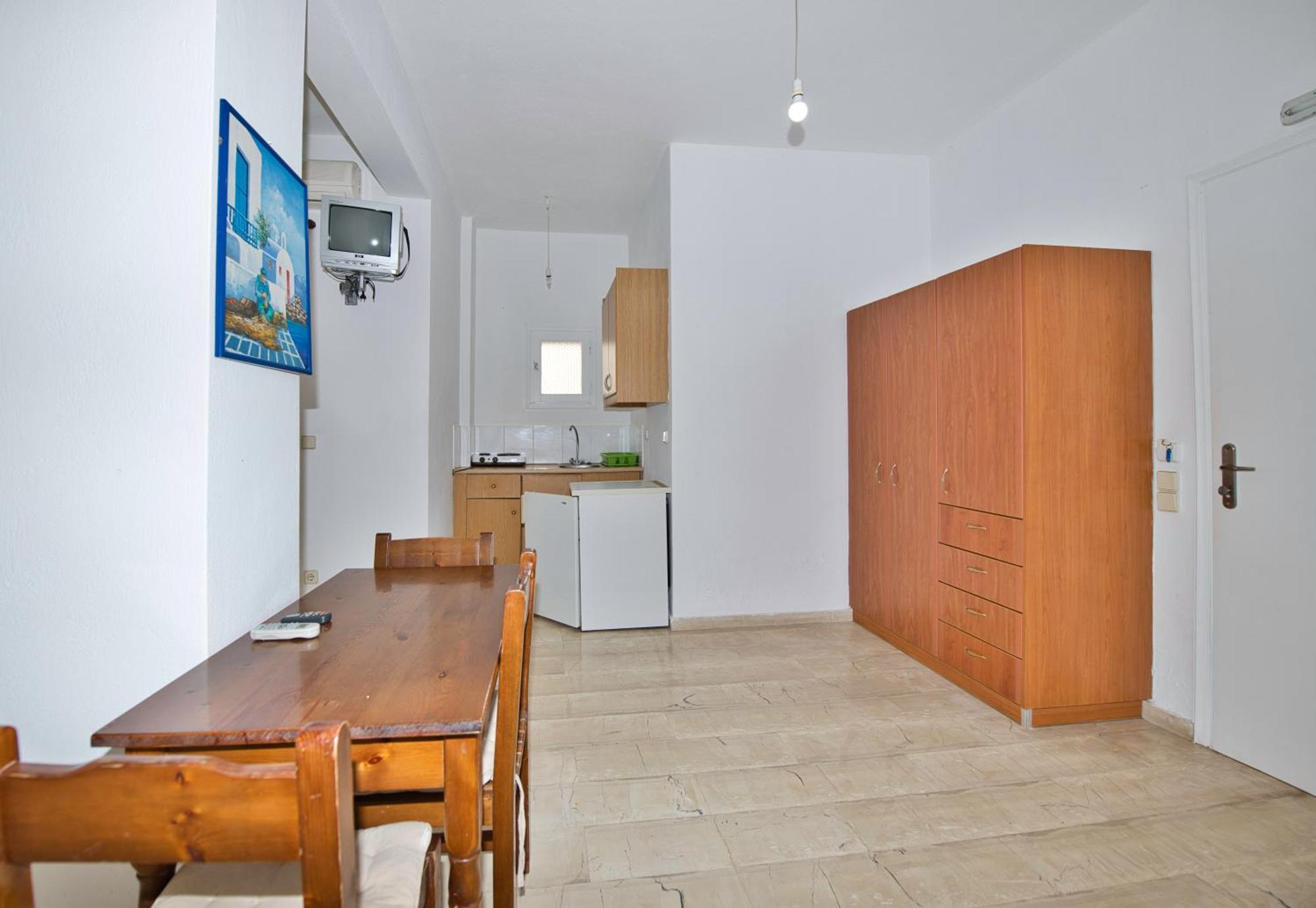 Ira Apartments Kamári エクステリア 写真